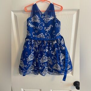 Disney Princess 3T Cinderella Carriage dress